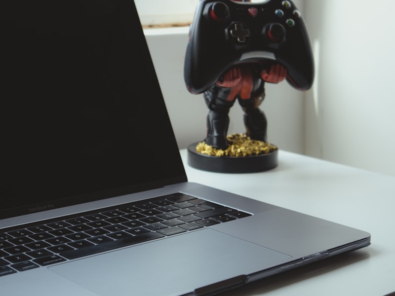 Devon Marsh at the IronBladeKingdom desk